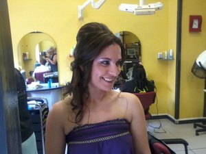Recogidos en Peluquería Marita Avilés
