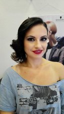 Recogidos en Peluquería Marita Avilés