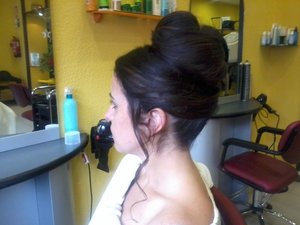 Recogidos en Peluquería Marita Avilés