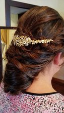 Recogidos en Peluquería Marita Avilés