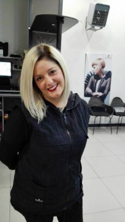 Aplicación color Peluquería Marita Avilés