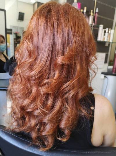Aplicación color Peluquería Marita Avilés