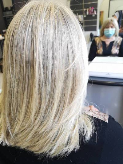 Aplicación color Peluquería Marita Avilés