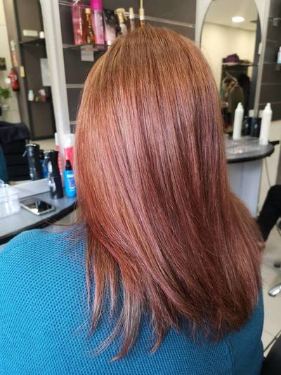 Aplicación color Peluquería Marita Avilés