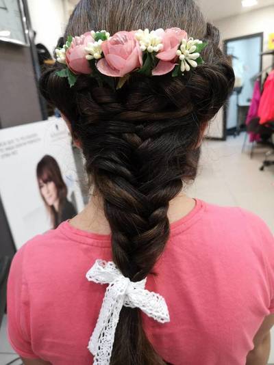 Recogidos en Peluquería Marita Avilés