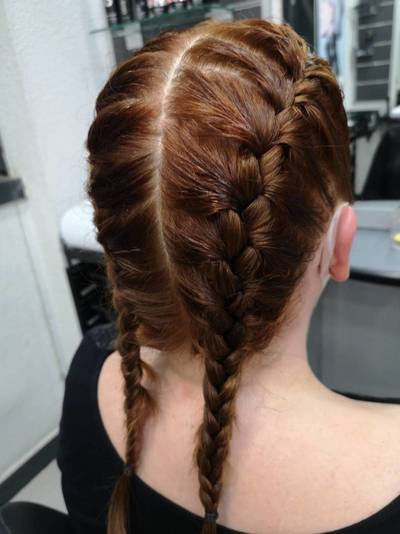 Recogidos en Peluquería Marita Avilés
