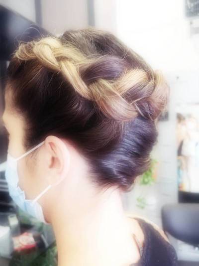 Recogidos en Peluquería Marita Avilés